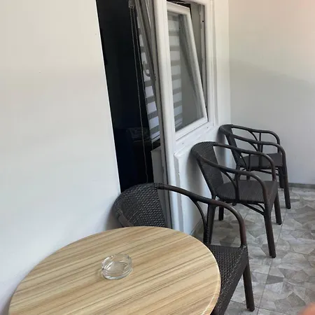 Guest house Feher Akac 3*